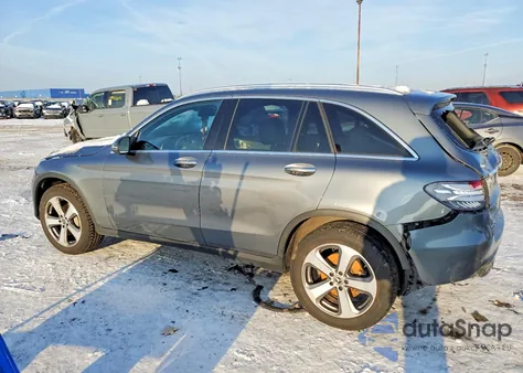 2019 Mercedes-Benz Glc 300 4Matic z USA, uszkodzony, nr VIN WDC0G4KB4KV123060